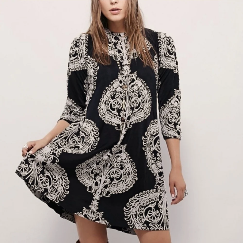 Free People Black & Taupe Medallion Mini Shift Dress Women’s XS